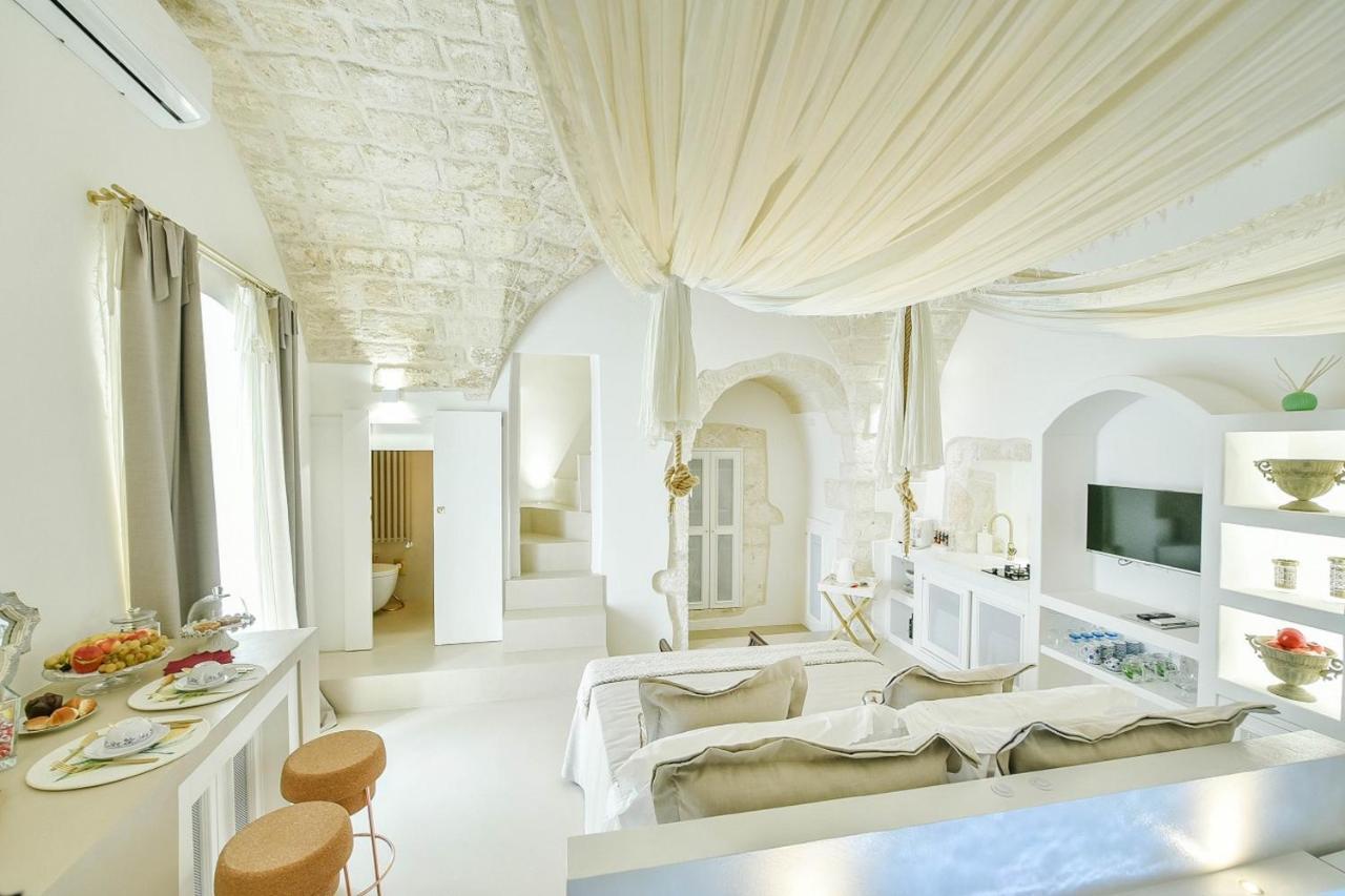 Eurydice Suite With Infinity Jacuzzi 奥斯图尼 外观 照片
